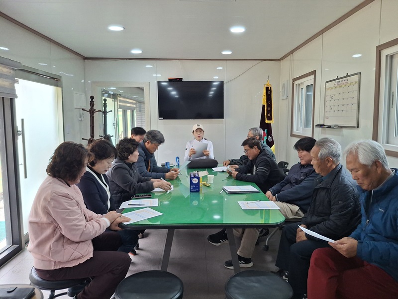 봄기운 가득 건강한 레저 활동, 가천면 파크골프 시범 수업 진행