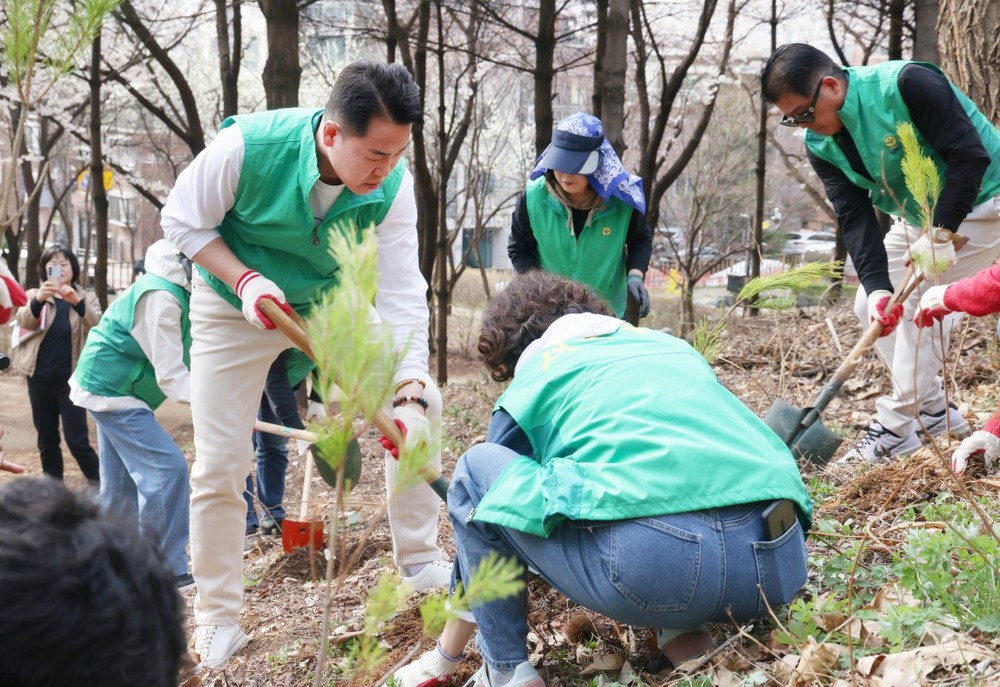 도봉구, 새마을운동 도봉구지회와 식목일 기념 나무심기 운동 행사
