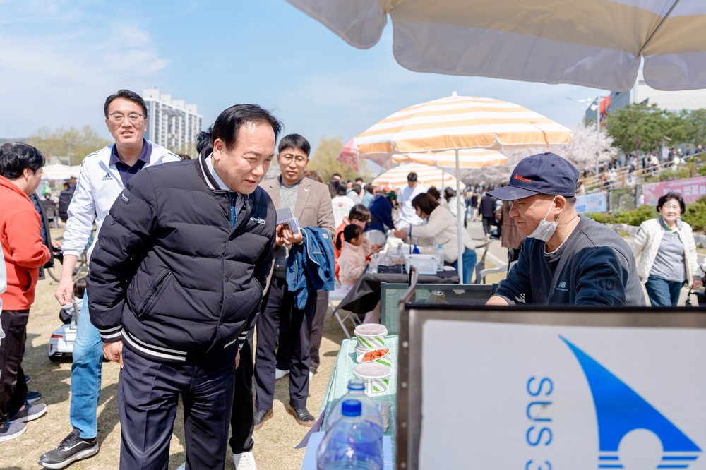 오산시, ‘봄날의 벚꽃 마켓’ 성황리 마무리…1만 5천여 명 방문