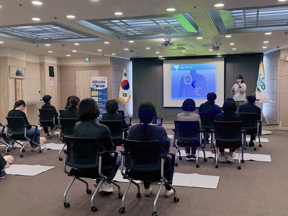 부천시, 전통시장 ‘자동심장충격기 관리책임자 교육’ 실시