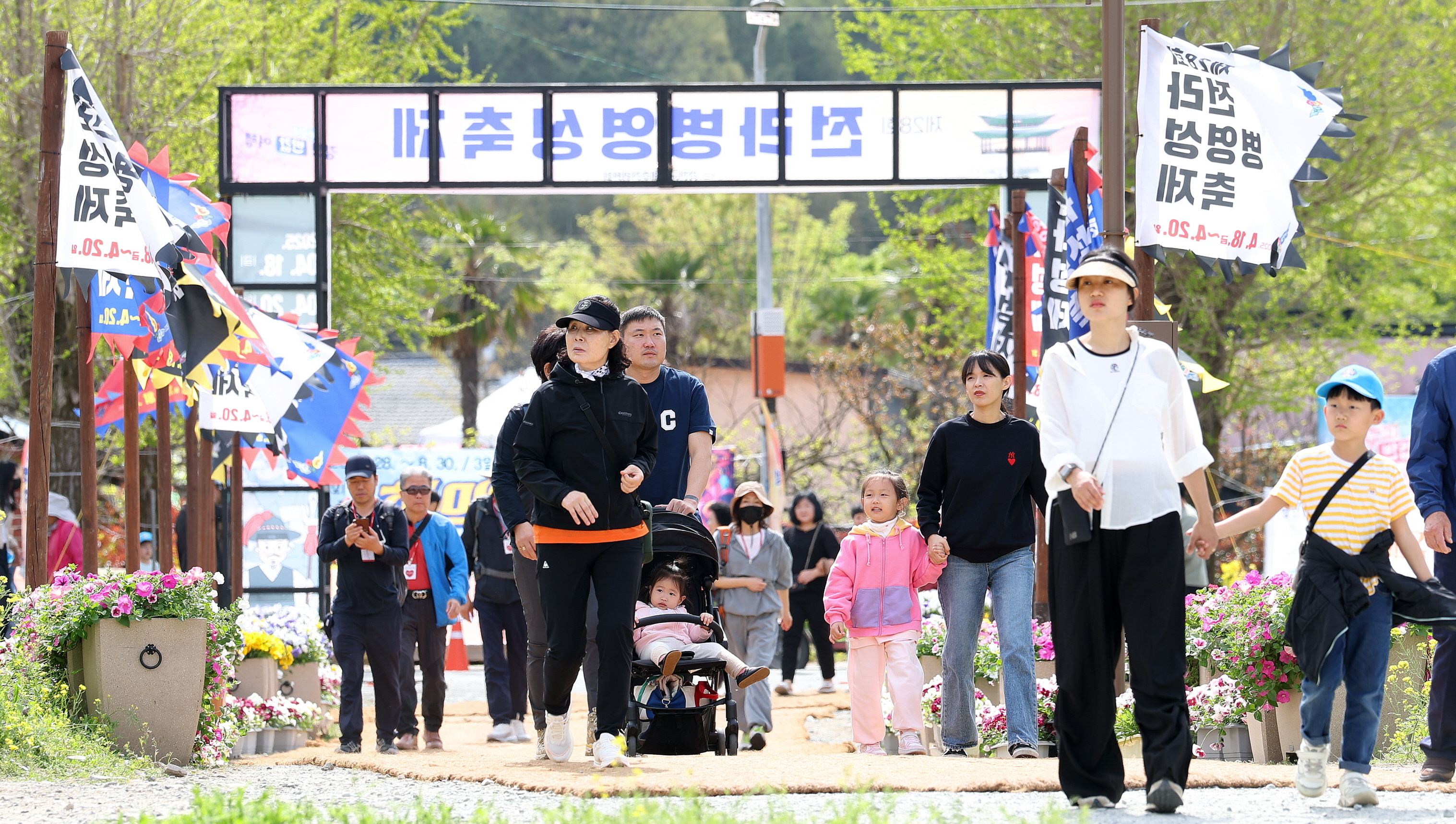 깨어나는 500년 역사, 강진 전라병영성축제 17일 팡파르