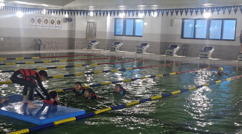 부천시, 초등학생·학교 밖 아동 생존수영 교실 운영