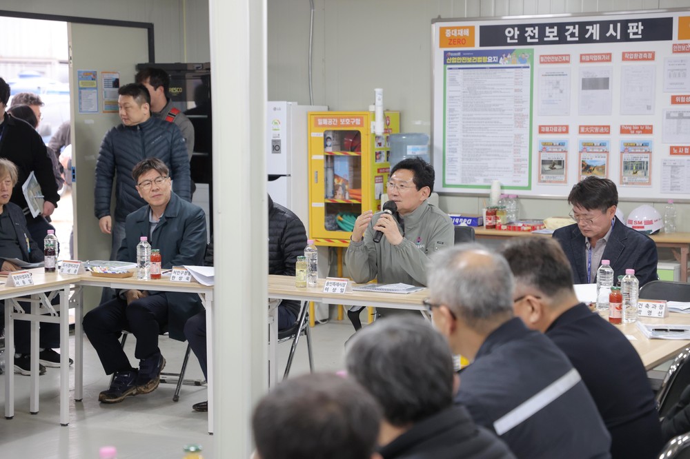이상일 용인특례시장, 양지읍 아파트 신축공사 현장 점검...주민 불편 해소 노력 당부