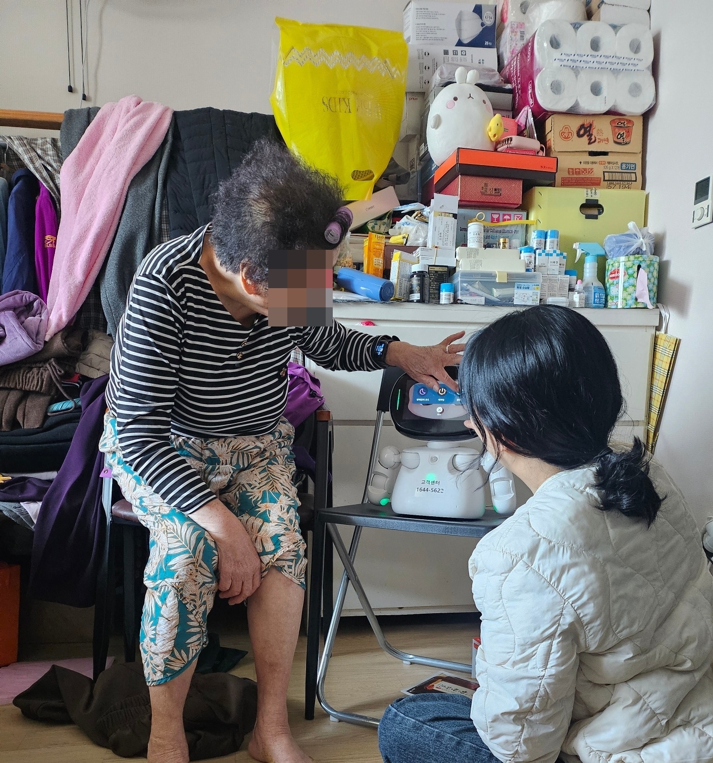 구리시, 취약계층 인공지능(AI) 돌봄 로봇 ‘다솜이’ 반복 교육으로 어르신 활용도·만족도 향상