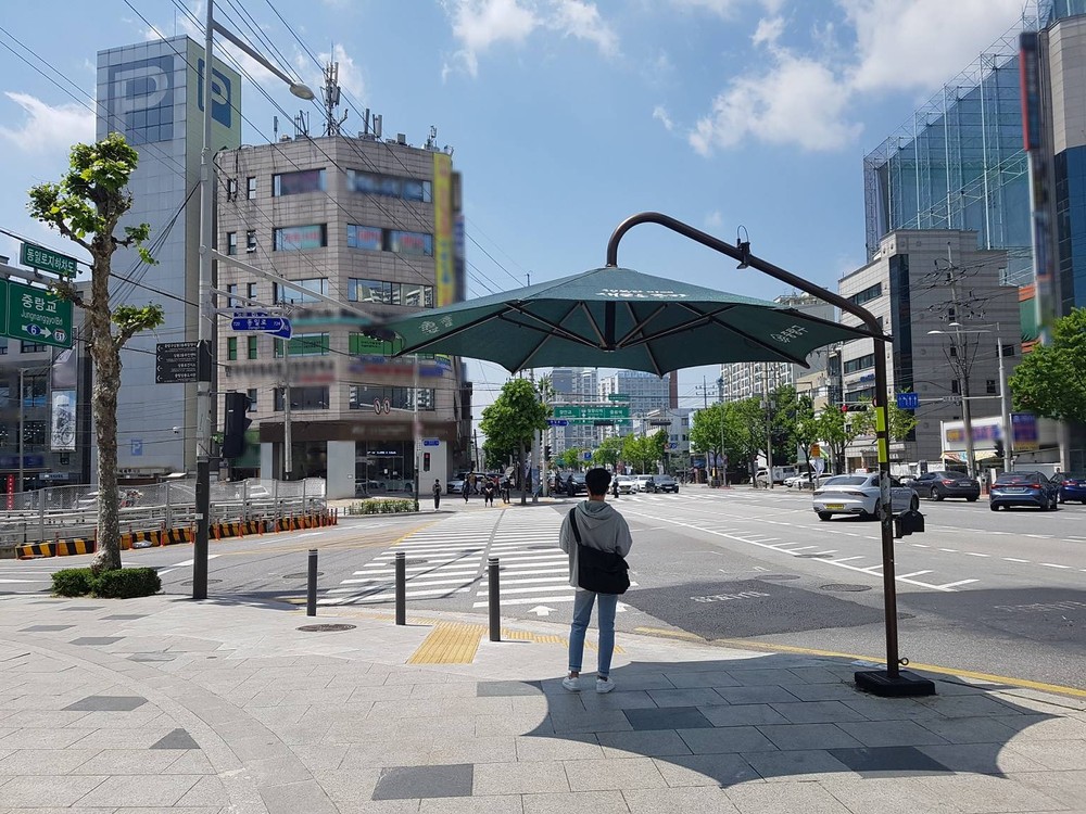 중랑구 ‘무더위 그늘막’ 가동, 폭염 선제 대응