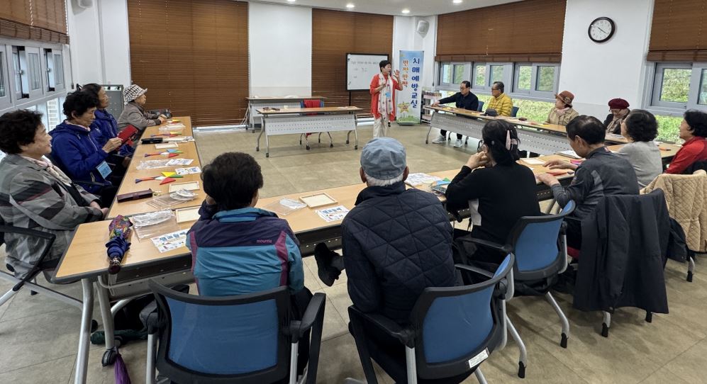 계룡시, 치매조기검진·예방프로그램 시민 큰 호응