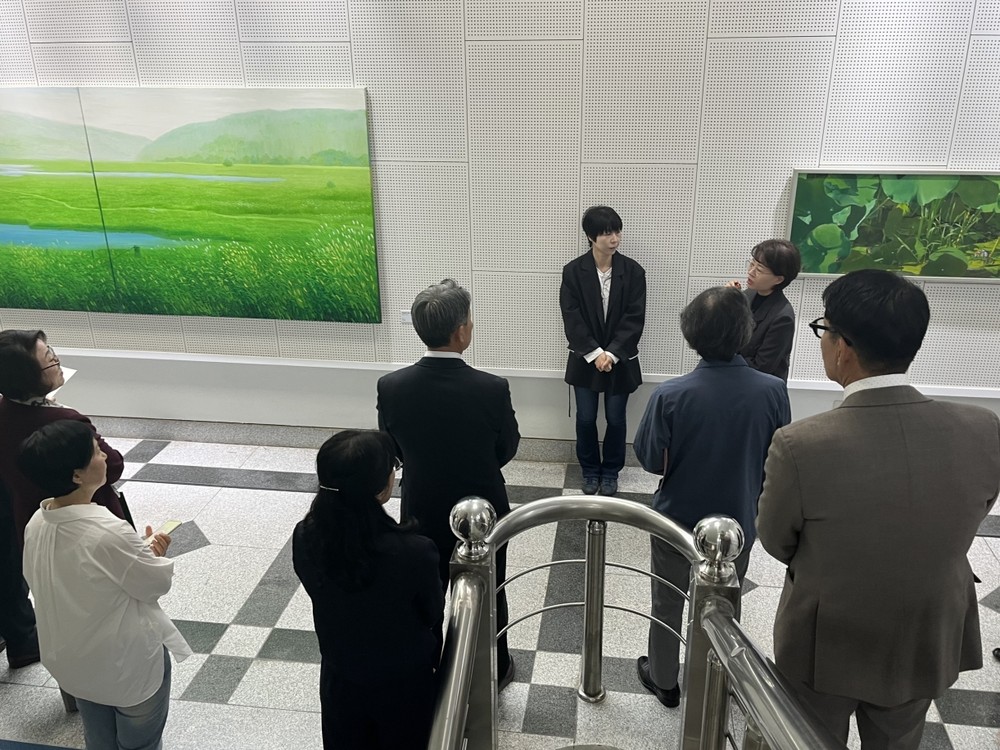밀양시, 2026 찾아가는 도립미술관 ‘흐르는 시간, 빛나는 강’ 전시 개최