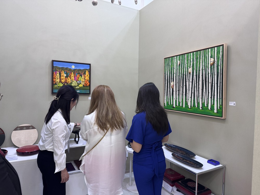 원주시, 주한대사부인회에 옻칠기 공예품 선보여