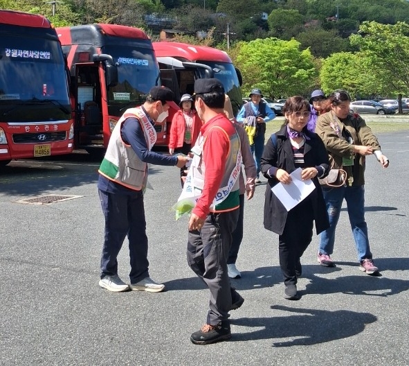 밀양시 단장면, 표충사 일원에서 봄철 산불 예방 캠페인 실시