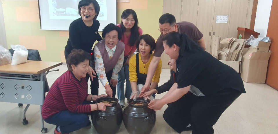 효성2동 주민자치회, ‘전통장 담그기’ 행사 개최