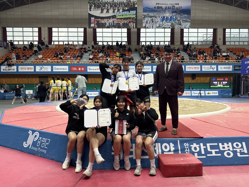 괴산군청 여자 씨름단, 증평인삼배 전국대회서 '맹활약'