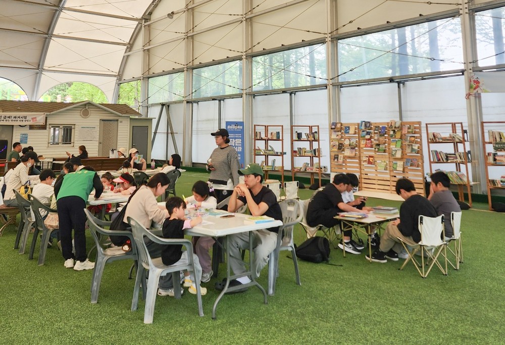 새마을문고의령군지부, 홍의장군축제서 ‘홍의서당’ 작은도서관 운영