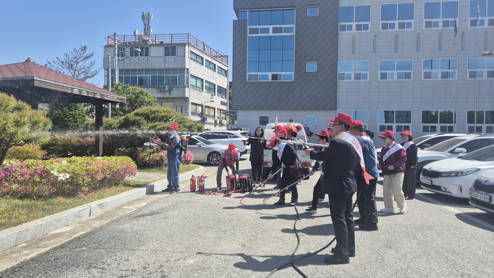 지좌동, 실전 방불케하는 ‘산불 기계화 진화 훈련’ 실시