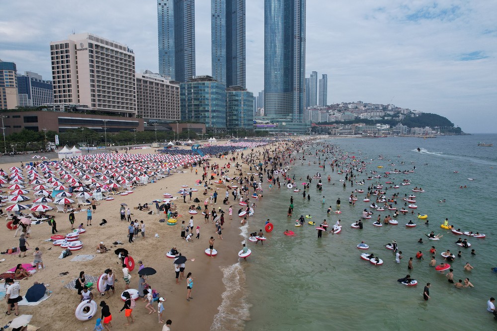 해운대구, 해운대해수욕장 6월 26일~9월 15일 개장
