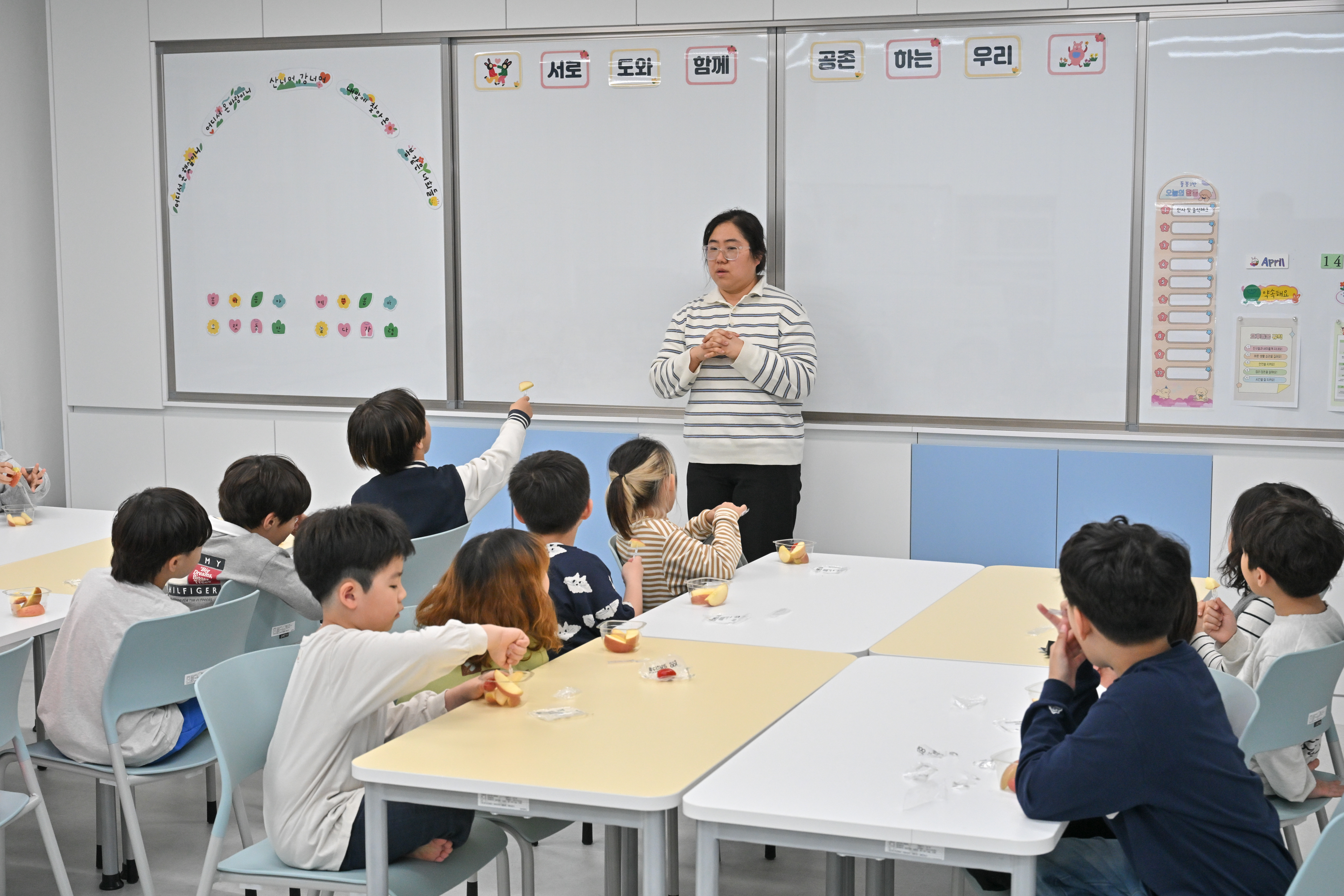 정선군, 초등 돌봄 아동 대상 과일간식 지원사업 본격 추진 ‘어린이 먹거리 복지 강화’