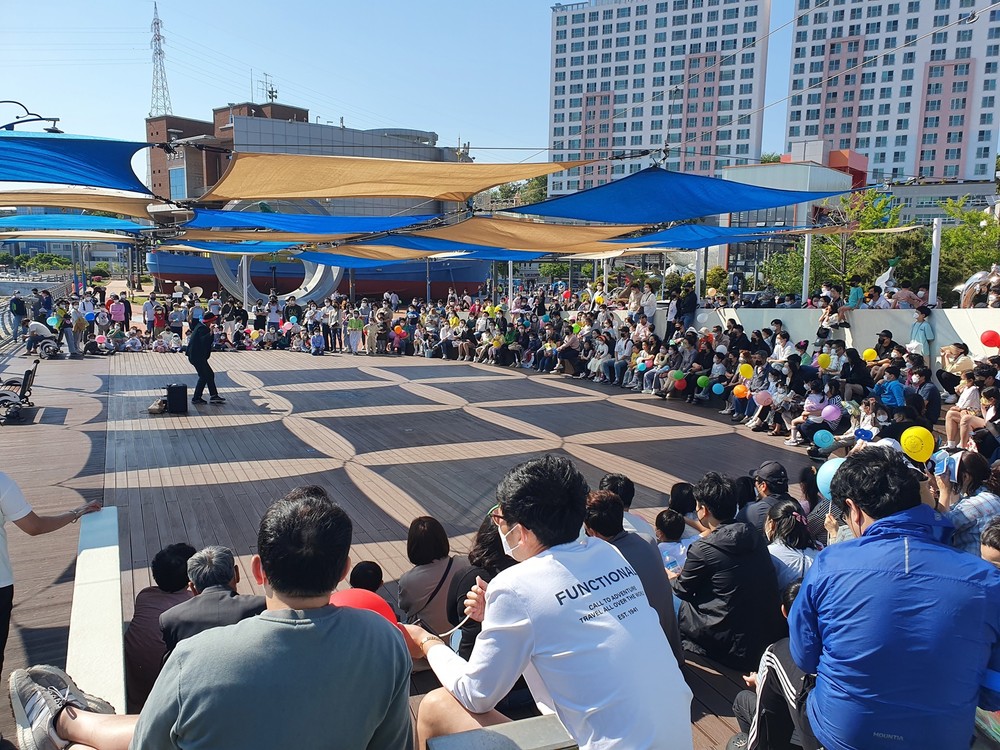 고래와 함께 뛰노는, 우리들의 바다 놀이터