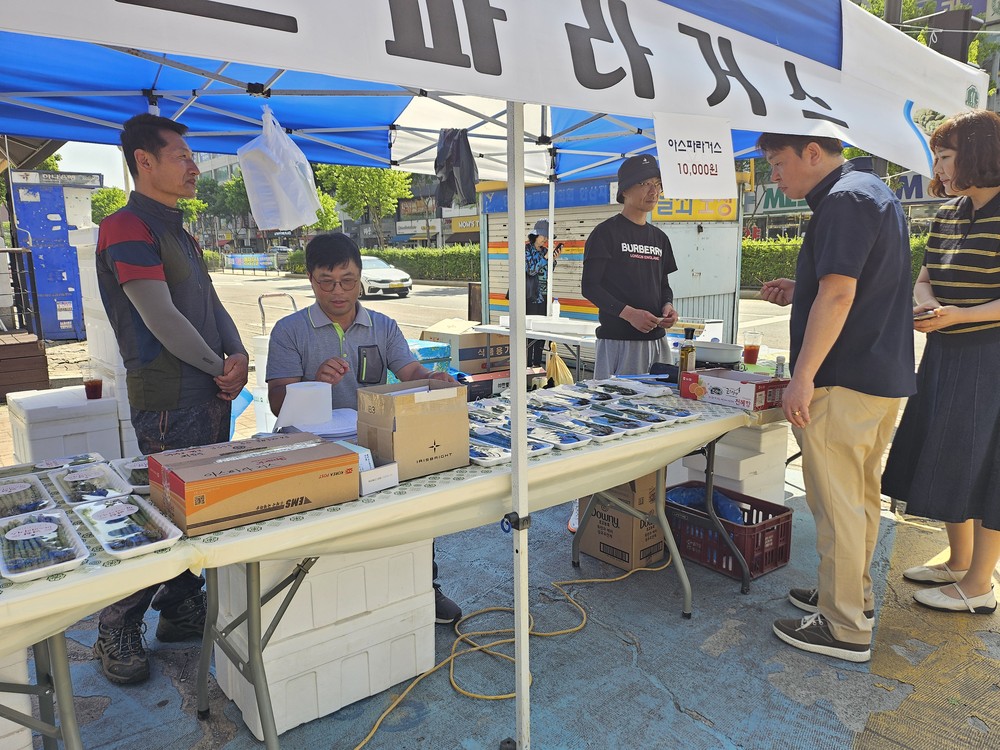 재안산평창군민회, ‘제4회 오늘은 평창 장날’ 바자회 성황리 개최
