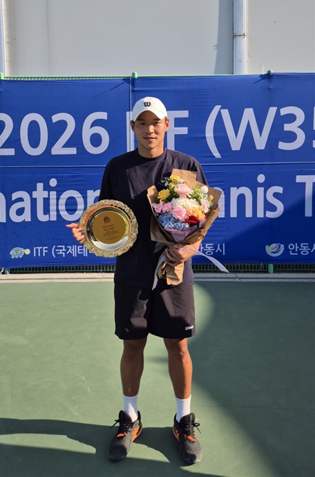 당진시청 테니스단 심성빈, ITF 안동국제대회 복식 우승… ‘무서운 상승세’