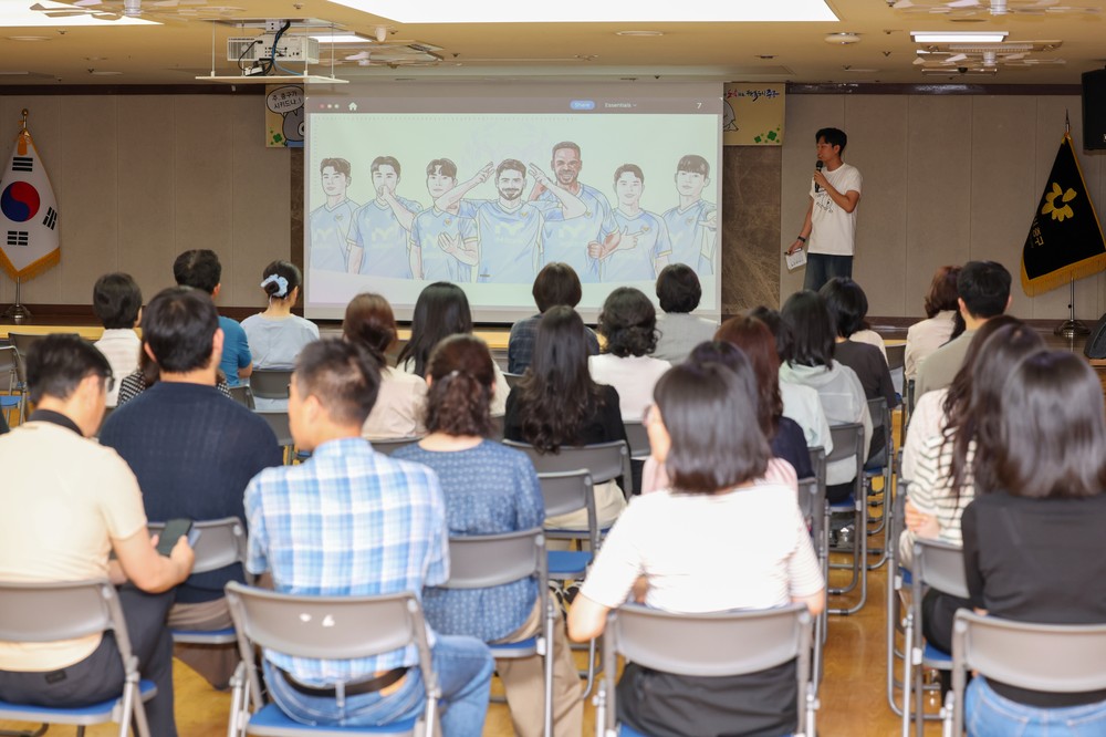 대구 중구, 제반드로 제우준 작가 초청 홍보 특강 성료