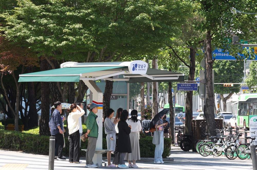 강남구, 폭염 종합대책 가동…중대경보·열대야까지 선제 대응