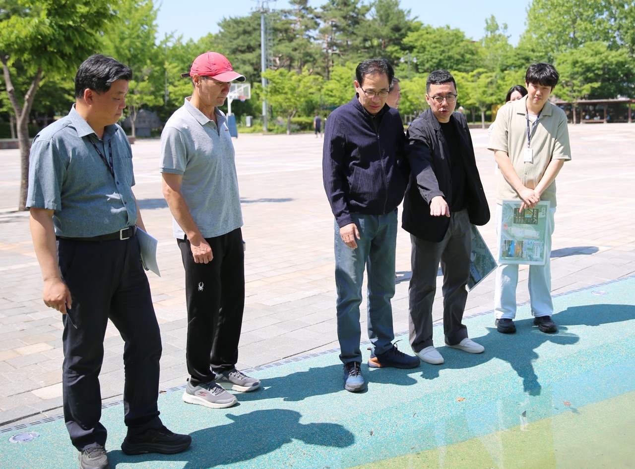 수원시 장안구, 주요 공원 여름철 대비 현장 점검 실시