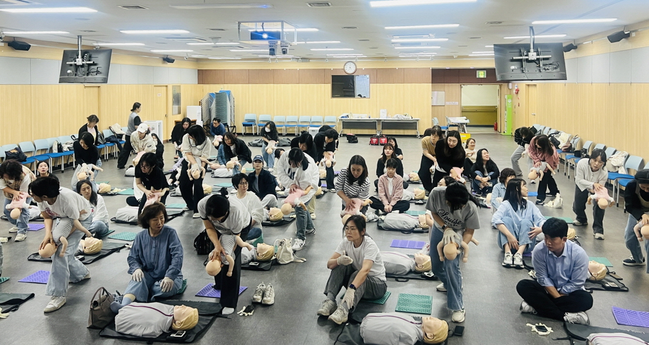 수성구육아종합지원센터, 개정 가이드라인 반영 ‘보육교직원 심폐소생술 실습 교육’ 실시