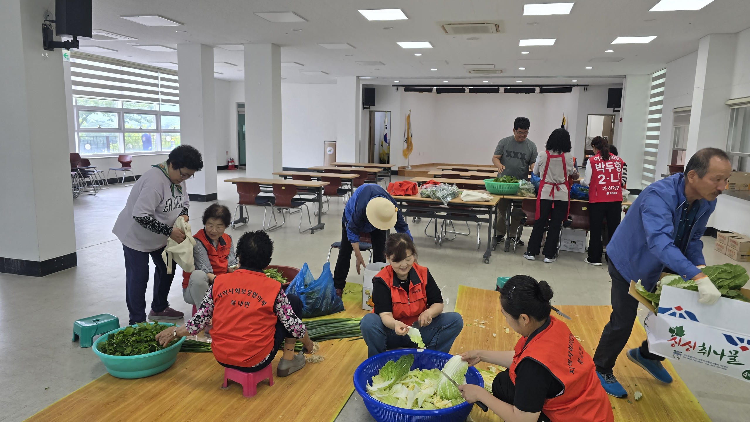 북내면, 가정의 달 맞아 어르신 34가구에 반찬 배달