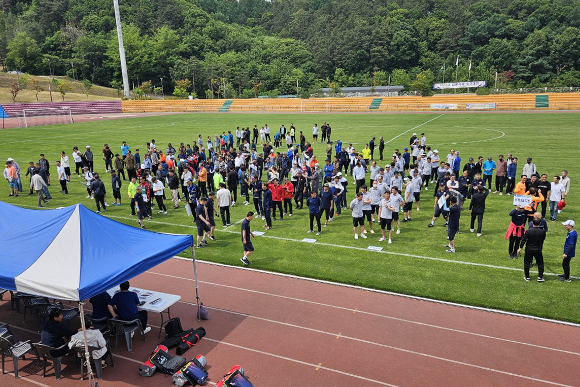 축구 원로들의 열정부터 가족 스포츠 체험까지…보은, 주말 스포츠 행사 풍성