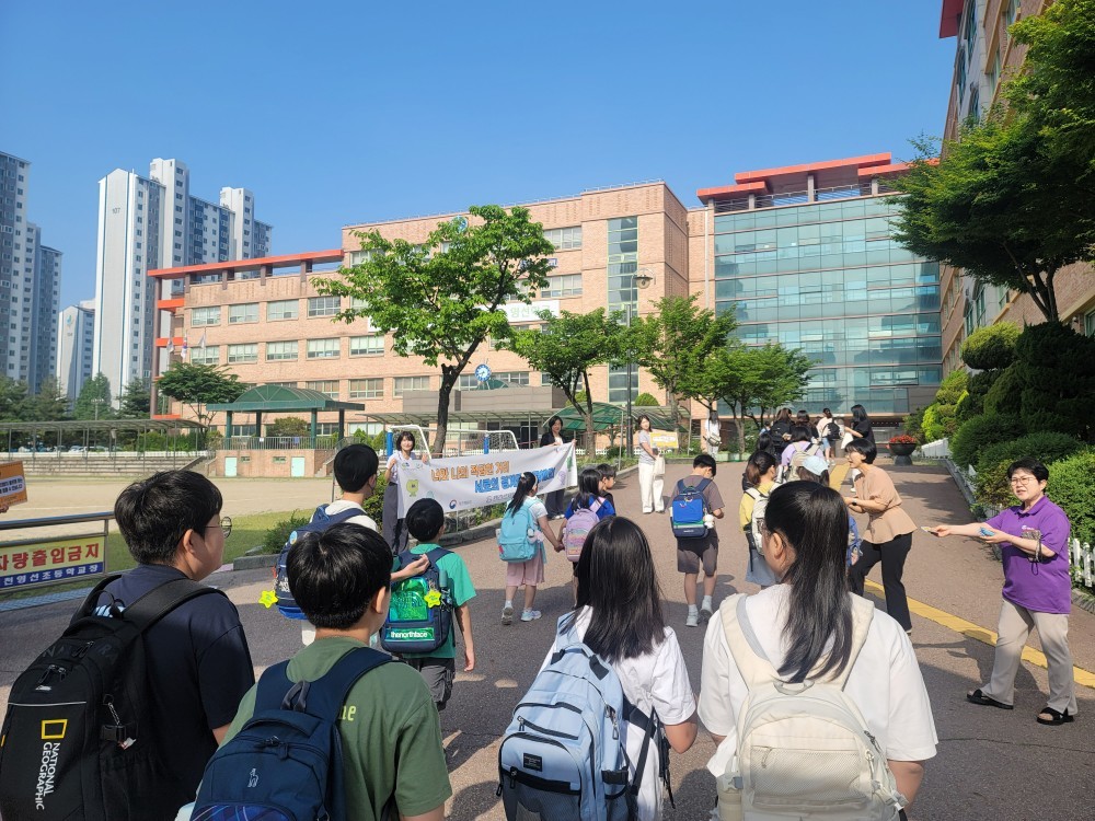 부평구청소년성문화센터, ‘경계 존중 등굣길 캠페인’진행