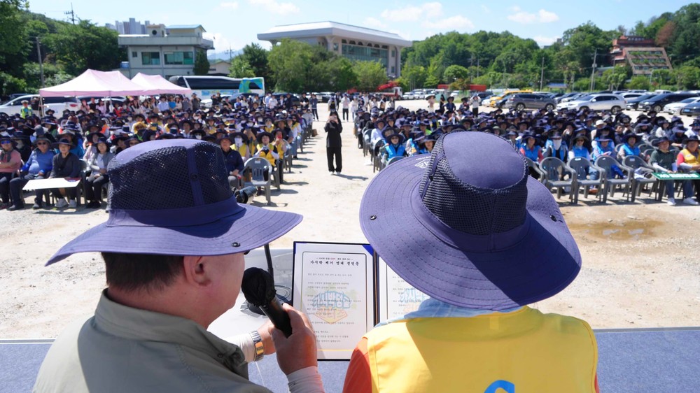 ‘의암호 생태계 지키자’ 춘천시 가시박 제거 총력