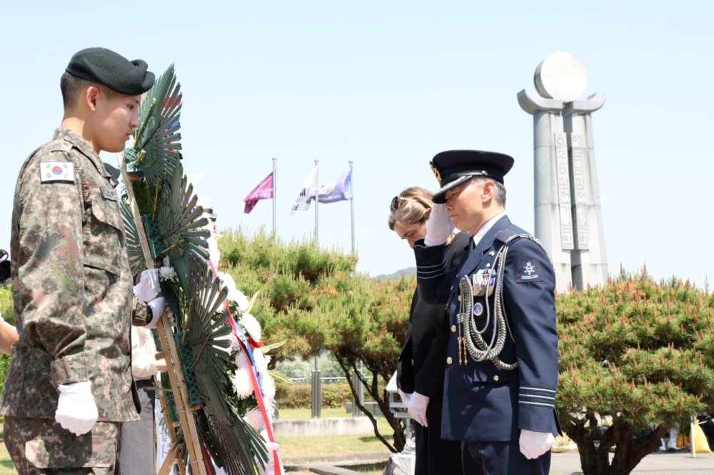 횡성군, 한국전 네덜란드군 참전 기념 추모 행사 개최