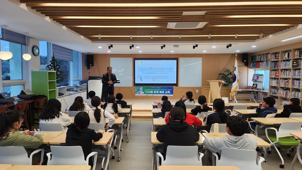 신안군청소년상담복지센터, 자은중학교 대상 ‘2026년 위기 예방 교육’ 실시