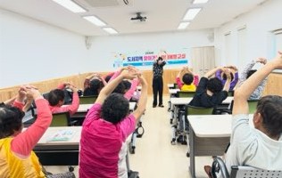 “섬마을까지 구석구석” 통영시, 도서지역 찾아가는 치매예방교실 호응 속 종강