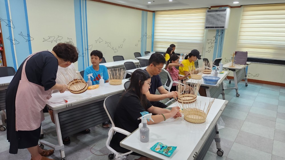 “부모와 자녀가 함께 만드는 향기와 공예” 홍천군청소년문화의집, ‘가족 체험활동 프로그램’ 수강생 모집
