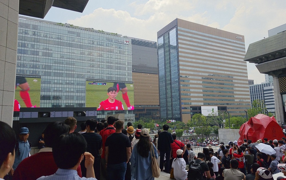 "광화문이 통째로 응원석"…종로구, 19·25일 월드컵 한국전 거리응원 이어간다