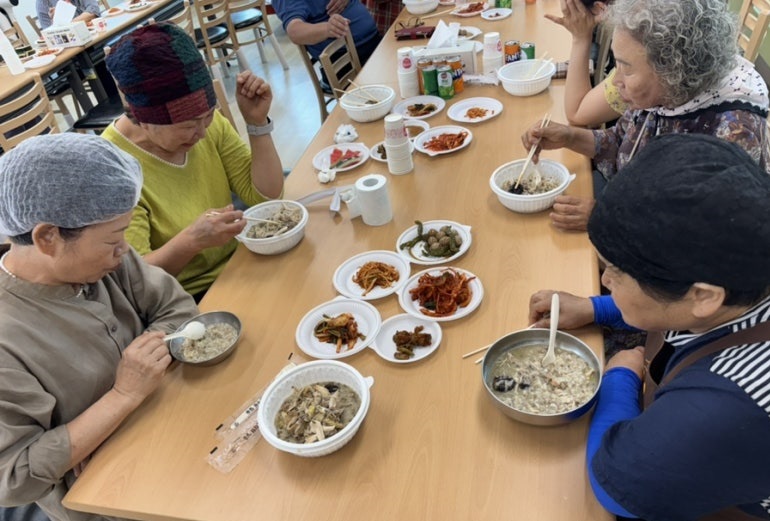 영광군, 농번기 마을공동급식 현장점검 실시