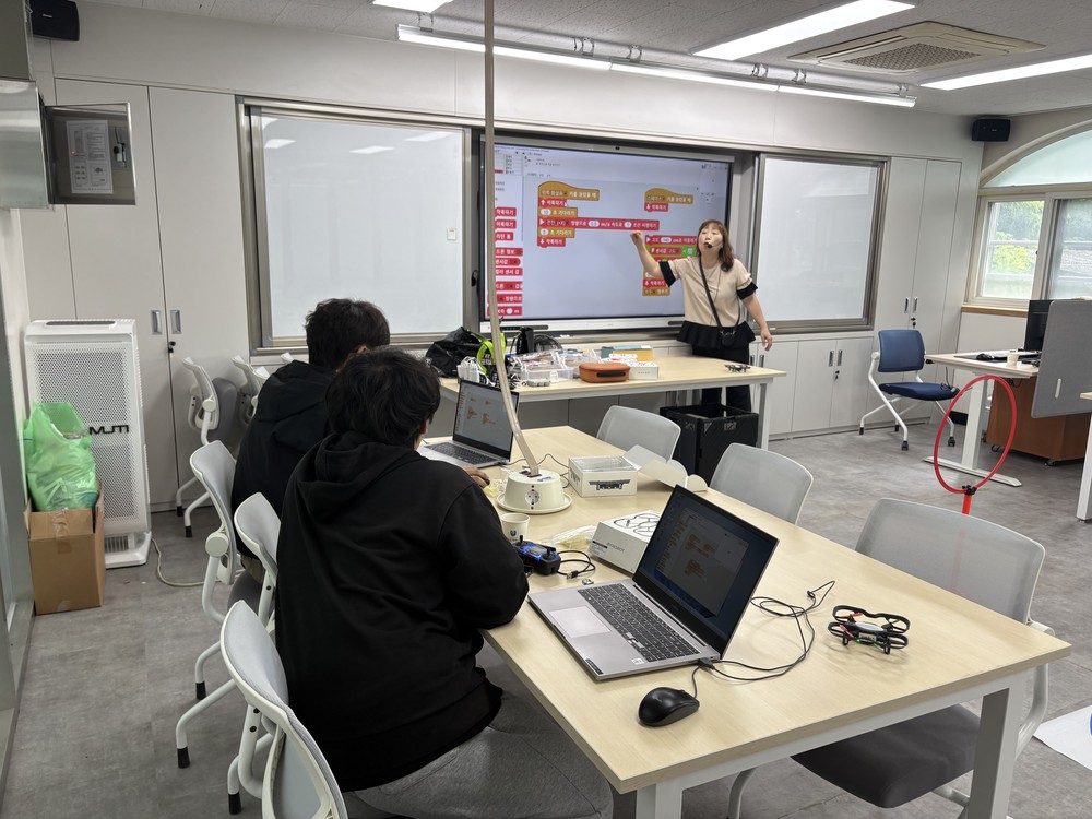 이천시, 학교로 찾아가는 「2026년 드론 체험교육」 운영