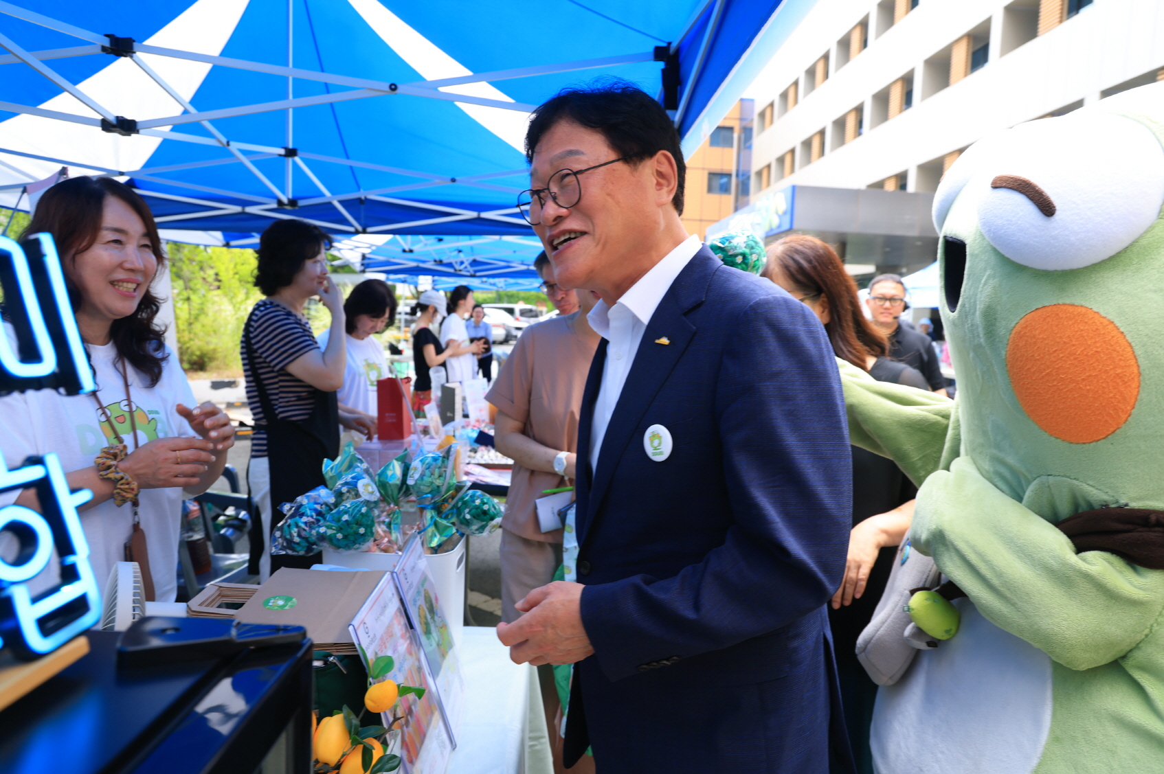 수성구, 사회적경제 특별판매전 ‘여름엔 위드숍’ 성황