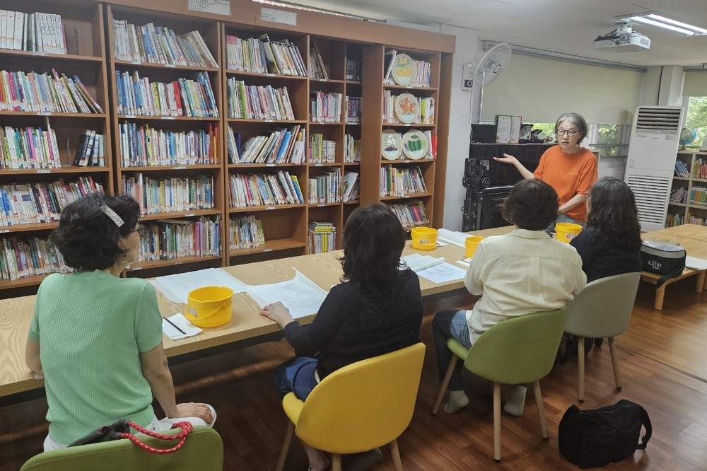 수원시 장안구 정자3동 그린빌새마을문고, ‘민화체험’ 프로그램 운영