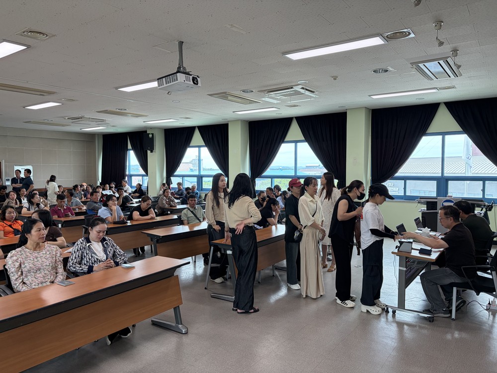 고창군·전주출입국외국인사무소, 계절근로자 ‘찾아가는 출입국 서비스’ 호응