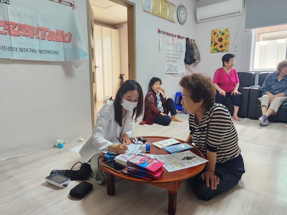 전포1동, 보건소 협력 찾아가는 보건복지상담소 ‘복지톡(Talk), 건강톡(Talk)’ 실시