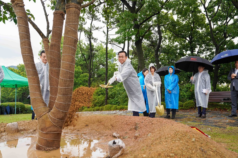 민선9기 서영학 여수시장 취임 기념 식수 행사 개최