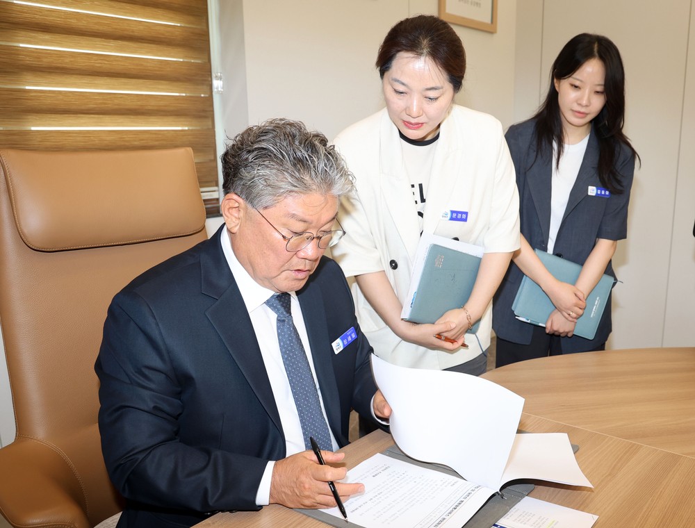 장세일 영광군수, 민선 9기 1호 결재 '영광군 돌봄특구 지정 추진'